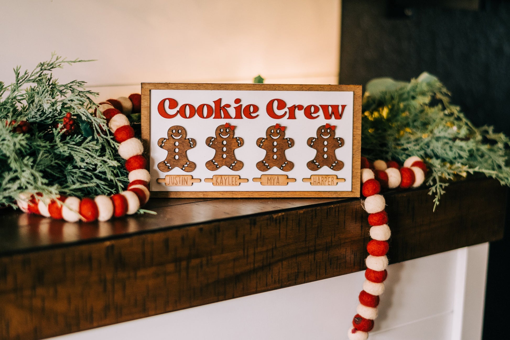 Gingerbread Family 3D Farmhouse Sign - Cookie Crew -Gingerbread Sign Decor  Personalized Gingerbread People - Gingerbread Farmhouse -